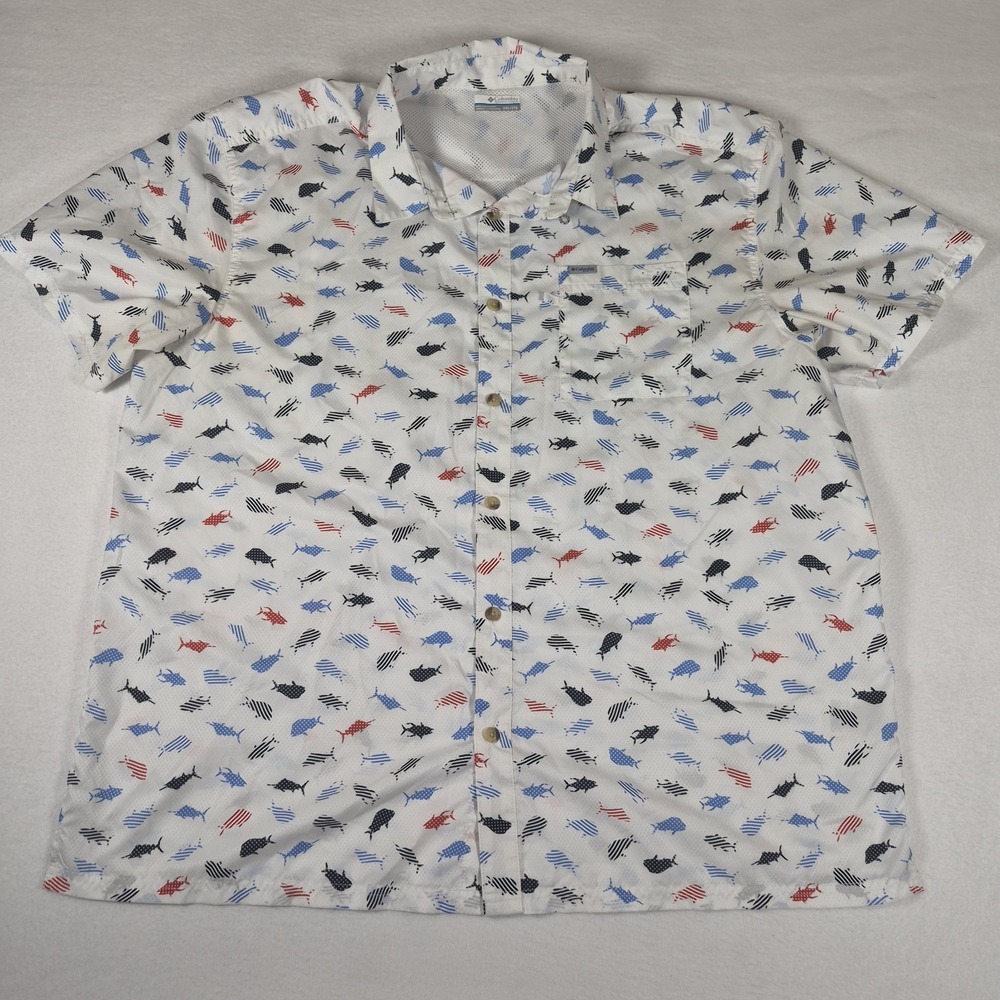 Columbia PFG Button Up Shirt Men's XXL White Red Blue Fish Design Vented Back